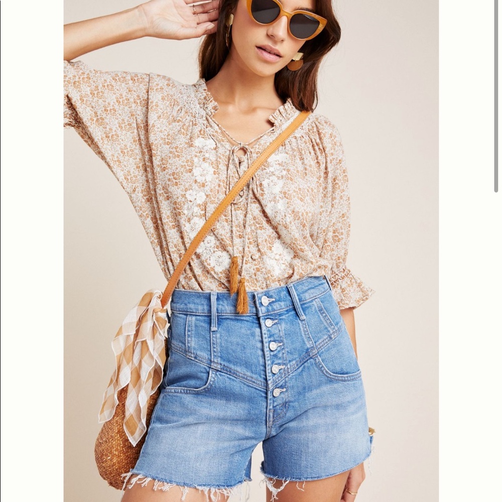 MOTHER size 27 Swooner Distressed Raw Hem Jean Shorts